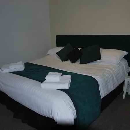 The Golden Fleece بيت ريفي 4*