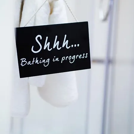 The Golden Fleece كارلايل