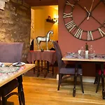 The Golden Fleece Mini-hôtel 4*