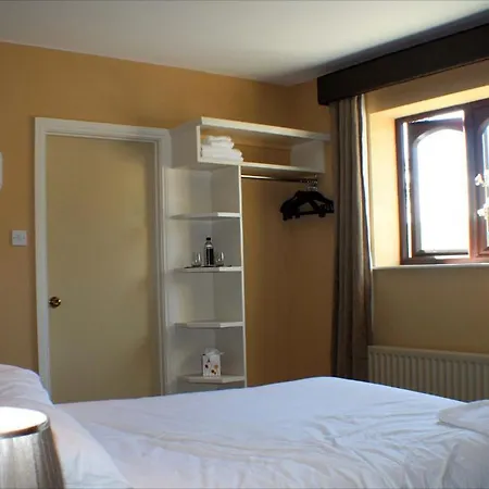 The Golden Fleece Карлайл
