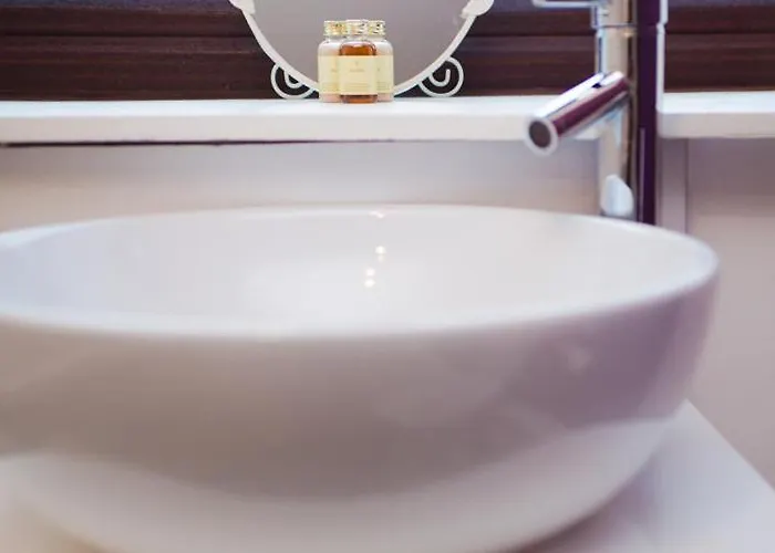 Inn The Golden Fleece 4*